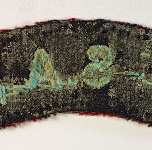 1st S.A.S. WW2 Embroidered Shoulder Title Badge – RARE — Lot No. 4611 /sf11 - Image 3