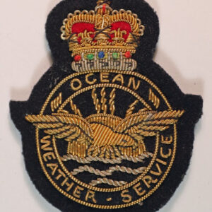 R.A.F. OCEAN WEATHER SERVICE Warrent Officer Bullion Cap Badge —  Lot No. 4696 - Image 2