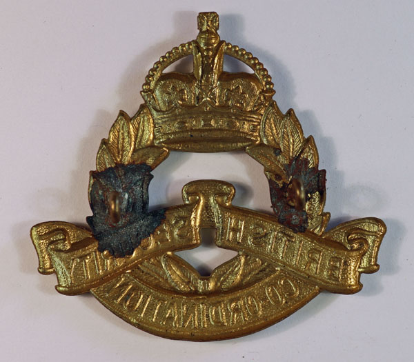 BRITISH SECURITY CO-ORDINATION WW2 Brass Cap Badge – RARE — Lot No. 4803 /sf43 - Image 3