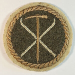 LOVAT SCOUTS MOUNTAINEERING QUALIFICATION WW2 Embroidered Arm Badge  — Lot No. 4807 /sf47 - Image 2