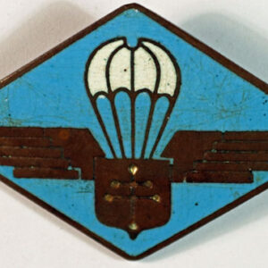 FREE FRENCH ARMY WW2 Enameled Metal Parachute Wings Breast Badge – SCARCE — Lot No. 4915/sf75 - Image 2