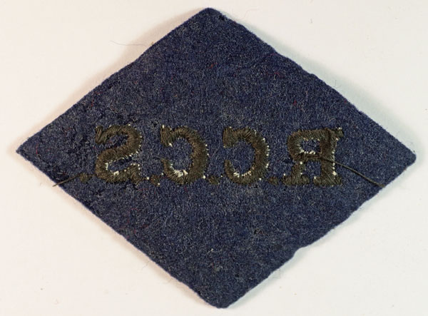 R.C.C.S. – Royal Canadian Corps Of Signals, 2nd Canadian Corps WW2 Felt Formation Sign Badge — Lot No. 4949 - Image 3