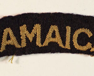 JAMAICA – R.A.F. WW2 Embroidered Nationality Shoulder Title Badge – SCARCE —  Lot No. 5097 - Image 2