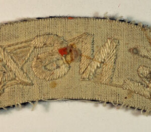 ENSA WW2 Embroidered Shoulder Title Badge – SCARCE  —  Lot No. 5137 - Image 3