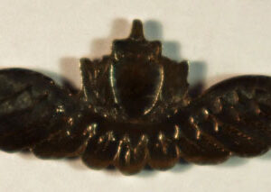 NORWAY – Free Norwegian Air Force WW2 Pilot’s Silver Cap Badge —  Lot No. 5344 - Image 3