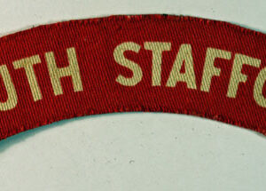 SOUTH STAFFORD WW2 Printed Shoulder Title Badge – CALICO PRINTERS — Lot No. 5347 - Image 2