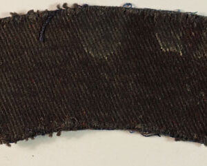 NORTH NOVA SCOTIA/HIGHLANDERS WW2 Canadian Printed Shoulder Title Badge – CALICO PRINTERS —  Lot No. 5538 - Image 3