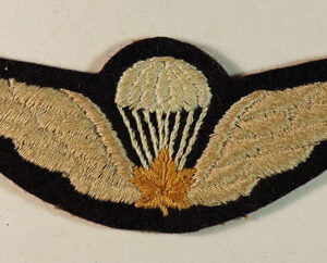 CANADIAN PARACHUTE WINGS WW2 Embroidered Badge – Canadian Made — Lot No. 5651/SFB31A - Image 2
