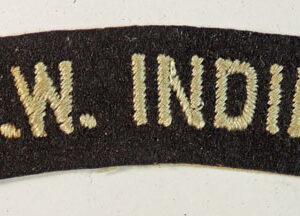 B.W.INDIES. – British West Indies – R.A.F. WW2 Embroidered Nationality Shoulder Title Badge  —  Lot No. 5782 - Image 2