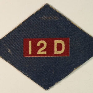 12th MANITOBA DRAGOONS/2nd CANADIAN CORPS WW2 Printed Formation Sign Badge – CALICO PORINTERS —  Lot No. 5817 - Image 2