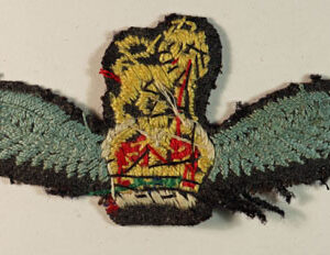 GLIDER PILOT WINGS – WW2 Army Flying Badge 2nd Pattern – SCARCE  —  Lot No. 5865A/SF5A - Image 3