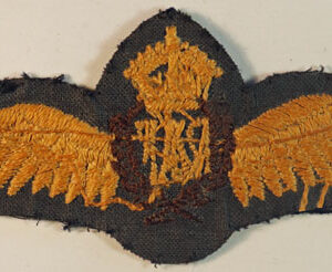 R.A.F. – Royal Air Force Pilot WW2 Embroidered Wings Badge —  Lot No. 5950 - Image 3
