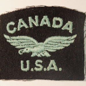 CANADA/Eagle/U.S.A. WW2 R.A.F. Embroidered Nationality Shoulder Title Badge ---  Lot No. 6187