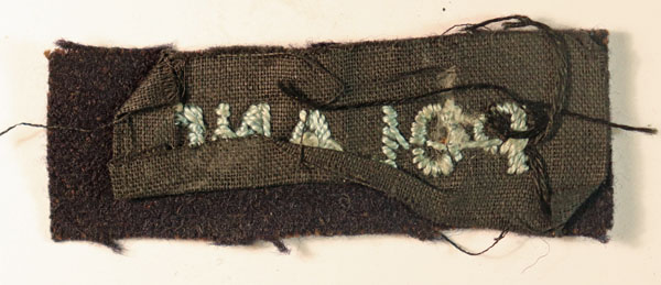 POLAND – R.A.F. Officer WW2 Embroidered Nationality Shoulder Title Badge — Lot No. 6200 - Image 3