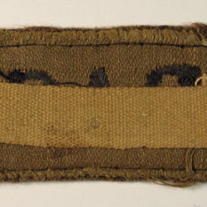 R.A.C. – ROYAL ARMOURED CORPS  WW2 Slip-On Khaki Shoulder Title Badge  —  Lot No. 6351 - Image 3