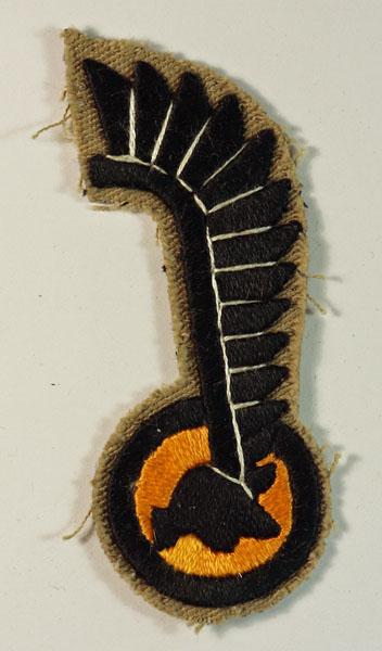 1st POLISH ARMOURED DIVISION WW2 Embroidered Formation Sign Badge — Lot No. 6412