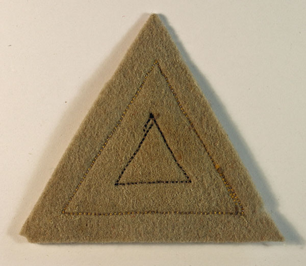 2/2nd AUSTRALIAN MACHINE GUN BATTALION WW2 1940-1942 Felt Formation Sign Badge – SCARCE — Lot No. 6413 - Image 3