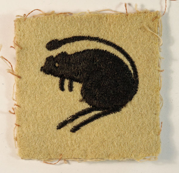 4th ARMOURED BRIGADE WW2 Embroidered Felt Formation Sign Badge — Lot No ...