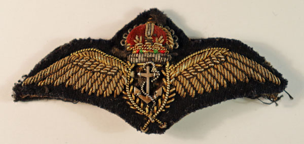 ROYAL NAVY – FLEET AIR ARM Pilot’s WW2 Bullion Wings Badge — Lot No. 6456