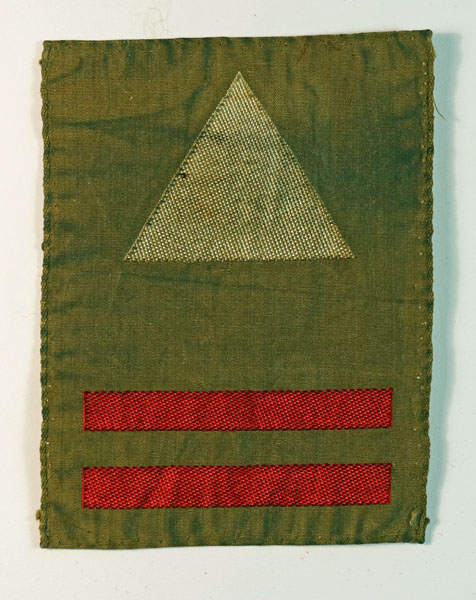 1st Infantry Division/2nd Infantry Brigade/1st Bttn. The Loyal Regiment WW2 Formation Sign Combination Badge – BROUGH, NICHOLSON & HALL — Lot No: 6471