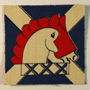 30th INDEPENDENT ARMOURED BRIGADE Printed Cloth Formation Sign Badge - CALICO PRINTERS --- Lot No. 6484