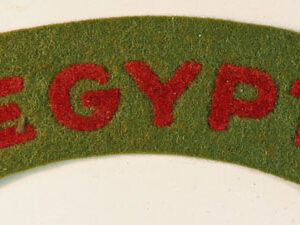 EGYPT WW2 Unofficial Shoulder Title Badge Volunteer Serving with the British Army ---  Lot No. 6494