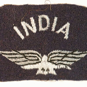 INDIA/Eagle WW2 Embroidered Nationality Shoulder Title Badge ---  Lot No. 6499
