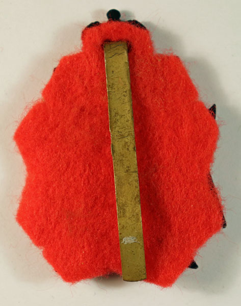 THE KING’S ROYAL RIFLE CORPS – Queen’s Crown Plastic Cap Badge – SCARCE — Lot No. 6510 - Image 3