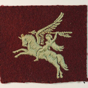 1st & 6th AIRBORNE DIVISIONS WW2 Embroidered Felt Formation Sign Badge ---  Lot No. 6611