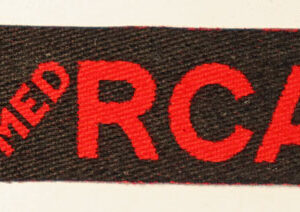 7th MEDIUM REGIMENT R.C.A. WW2 British Made Printed Shoulder Title Badge - CALICO PRINTERS ---  Lot No. 6618