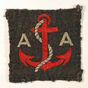 MARITIME ANTI-AIRCRAFT ARTILLERY WW2 Formation Sign Badge - 1st Pattern  - BROUGH, NICHOLSON & HALL ---  Lot No. 6647