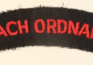 BEACH ORDNANCE WW2 Embroidered Felt Shoulder Title Badge - RARE  ---  Lot No. 6662/SS2