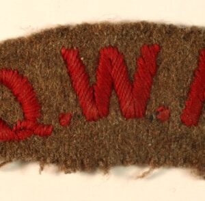 16th (County of London) Bttn. Queen's Westminster Rifles (Q.W.R.) - WW1 Embroidered Shoulder Title Badge - SCARCE --- Lot No. 6773