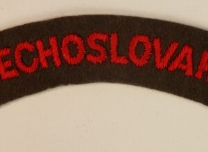 CZECHOSLOVAKIA WW2 Paste Back Embroidered Felt Shoulder Title Badge  ---  Lot No. 6743