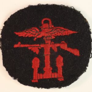 COMBINED OPERATIONS WW2 Embroidered Formation Sign Badge ---  Lot No. 6742
