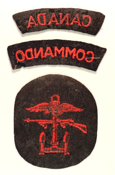 CANADA / COMMANDO / COMBINED OPERATIONS WW2 Paste Back Embroidered Formation Sign Badge — Lot No. 6831 - Image 3