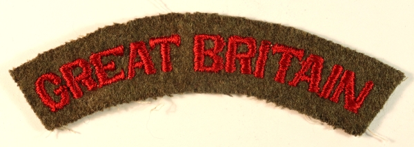 GREAT BRITAIN – WW2 Scarce Unofficial Embroidered Nationality Shoulder Title Badge – SERIFS — Lot No. 6834
