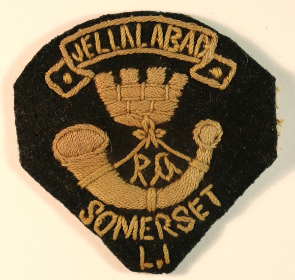 P.A.O.SOMERSET L.I. Embroidered Felt Foreign Service Pugaree Flash Badge – SCARCE — Lot No. 6841