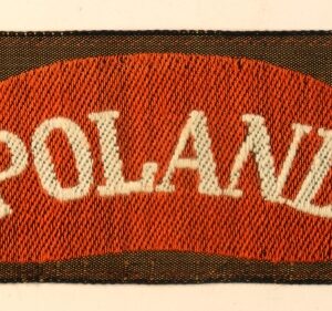 POLAND - Free Forces WW2 British Made Shoulder Title Badge  - BROUGH, NICHOLSON & HALL ---  Lot No. 6842
