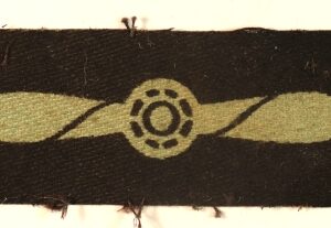 R.A.F. Leading Aircraftsman WW2 Printed Cloth Arm Badge - CALICO PRINTERS ---  Lot No. 6845