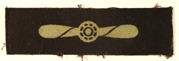R.A.F. Leading Aircraftsman WW2 Printed Cloth Arm Badge – CALICO PRINTERS — Lot No. 6845
