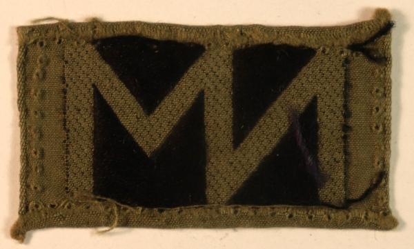148th INDEPENDENT BRIGADE GROUP WW2 Embroidered Cloth Formation Sign Badge – BROUGH, NICHOLSON & HALL — Lot No. 6879 - Image 3