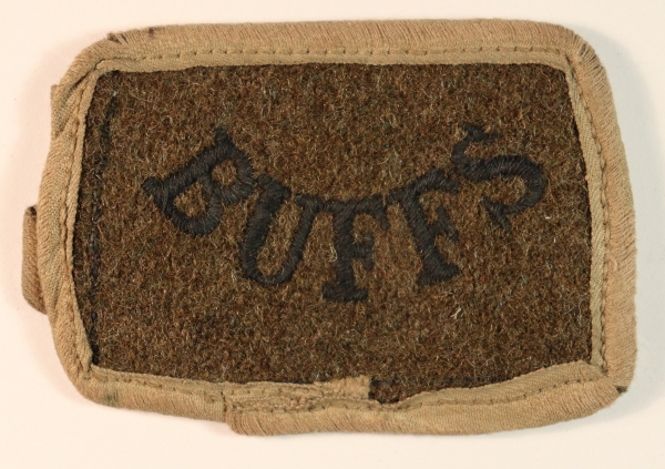 BUFFS – East Kent Regiment WW2 Embroidered Slip-On Shoulder Title Badge — Lot No. 6886