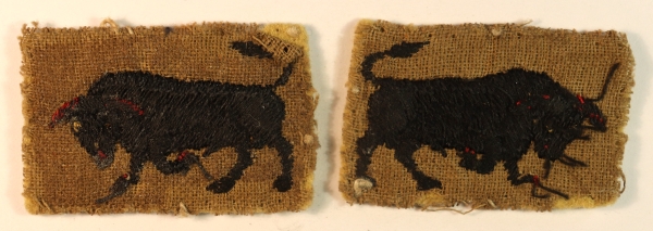 11th ARMOURED DIVISION WW2 Embroidered Felt Formation Sign Badges – Facing Pair — Lot No. 6970 - Image 3