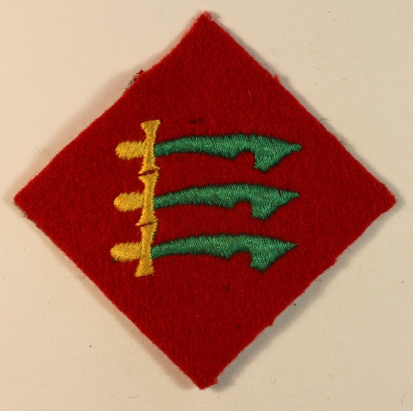 147th (ESSEX YEOMANRY) FIELD REGIMENT R.A.(TA) WW2 Formation Sign Badge — Lot No. 6979