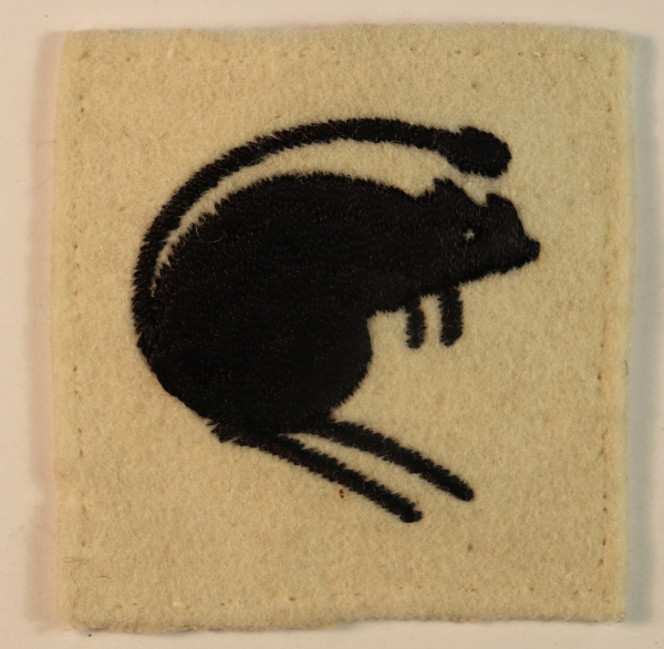 4th ARMOURED BRIGADE WW2 Embroidered Felt Formation Sign Badge — Lot No. 6965