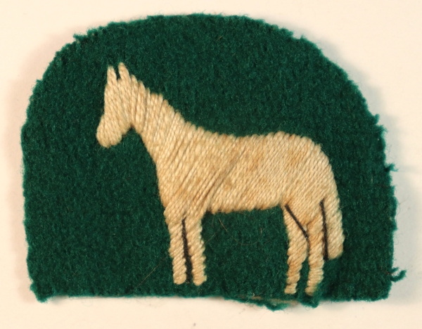 9th ARMOURED BRIGADE WW2 Embroidered Felt Formation Sign Badge — Lot No. 6969