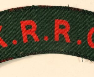 K.R.R.C. - KING'S ROYAL RIFLE CORPS WW2 Printed Shoulder Title Badge - CALICO PRINTERS --- Lot No. 6988