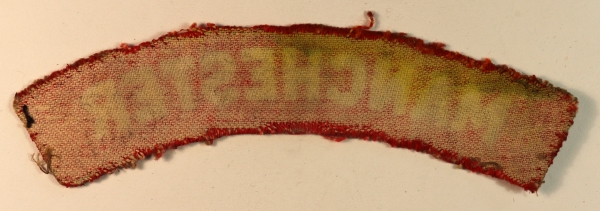 MANCHESTER Regiment WW2 Printed Shoulder Title Badge – CALICO PRINTERS — Lot No. 6990 - Image 3