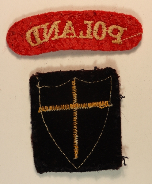 POLAND / 8th ARMY WW2 Paste Back Embroidered Shoulder Title Badge & Formation Sign Badge — Lot No. 6994 - Image 3